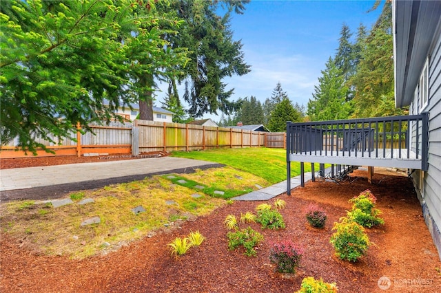 1831 201st Pl SW, Lynnwood, WA 98036 - fenced backyard with a deck