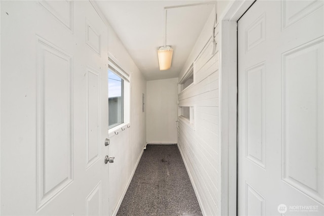 2404 Sumner Ave, Aberdeen, WA 98520 - corridor featuring dark carpet and baseboards