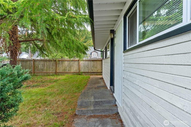 2404 Sumner Ave, Aberdeen, WA 98520 - view of fenced backyard