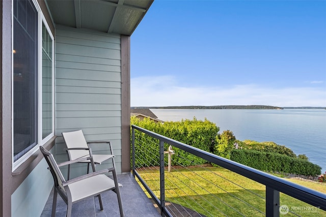 7342 Huckleberry Rd NW, Olympia, WA 98502 - balcony featuring a water view