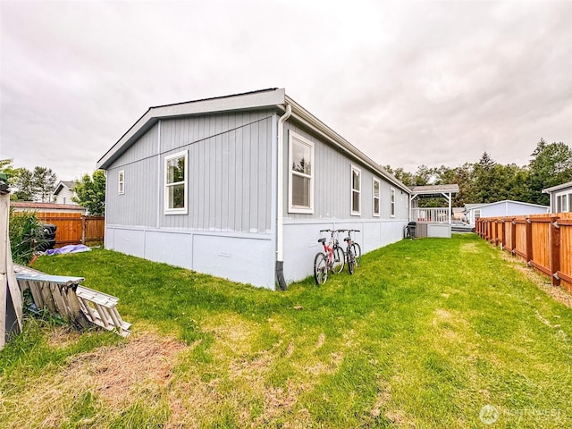 700 N Reed St Unit 72, Sedro Woolley, WA 98284 - view of home's exterior with crawl space