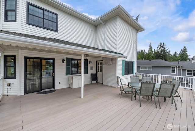 4217 Lakeridge Dr E, Lake Tapps, WA 98391 - deck featuring outdoor dining space