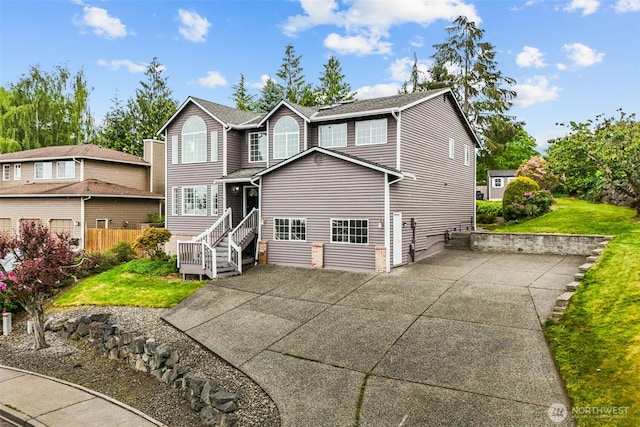 2423 Viewcrest Ave, Everett, WA 98203 - traditional-style home with a patio area