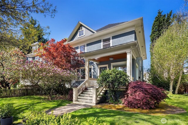 421 16th Ave E, Seattle, WA 98112 - traditional style home featuring a porch