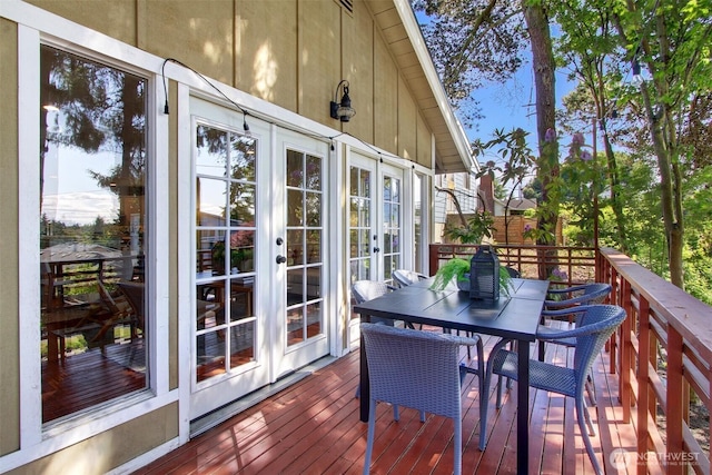 7508 13th Ave SW, Seattle, WA 98106 - deck with outdoor dining area and french doors