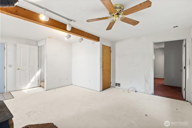 44119 Fir Rd, Gold Bar, WA 98251 - unfurnished living room with concrete floors and a ceiling fan