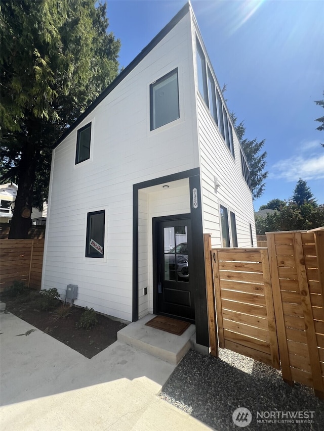 7350 21st Ave NW, Seattle, WA 98117 - view of front of home featuring a gate