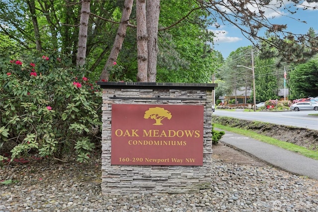 260 Newport Way NW Unit C24, Issaquah, WA 98027 - view of community sign
