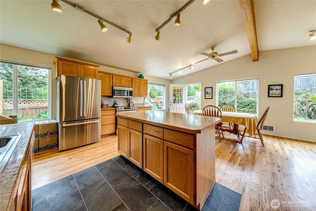 806 N Larch Ave, Port Angeles, WA 98362 - photo 8