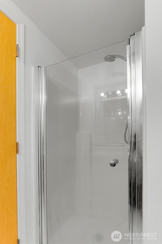 17421 73rd Ave NE, Arlington, WA 98223 - full bathroom featuring a shower stall