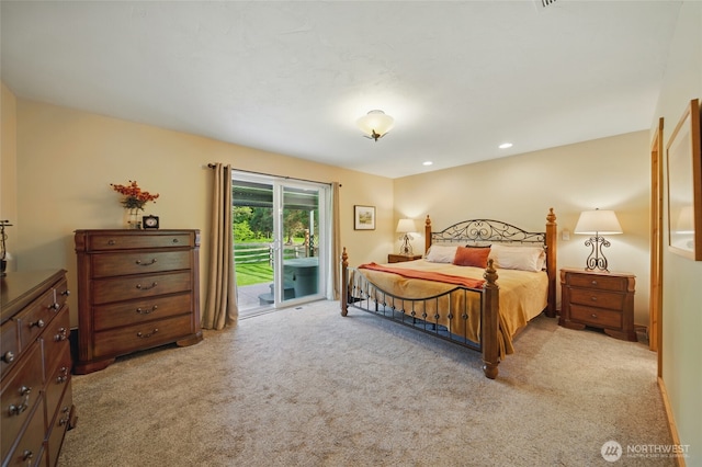 52 Buttonquail Ln, Walla Walla, WA 99362 - bedroom featuring access to outside and carpet