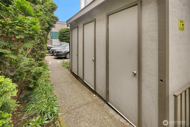 1016 6th Ave N Unit 102, Seattle, WA 98109 - view of garage