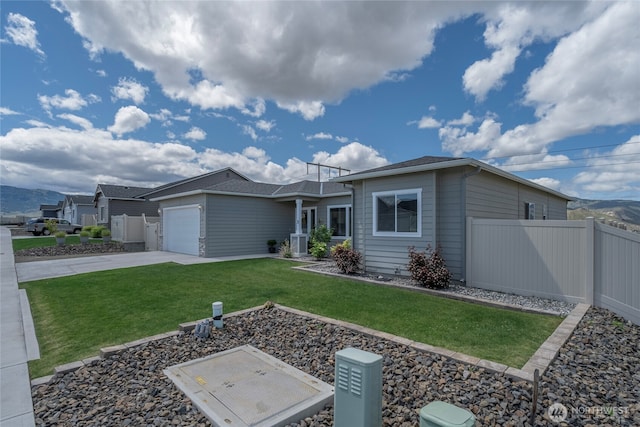 28 S Millbrook, East Wenatchee, WA 98802 - ranch-style home featuring concrete driveway and a garage