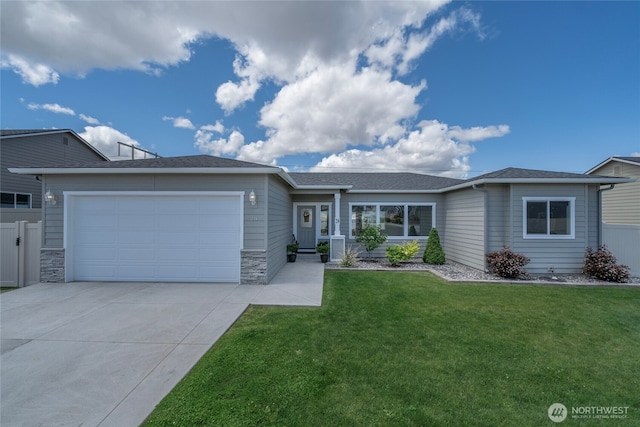28 S Millbrook, East Wenatchee, WA 98802 - ranch-style house featuring a garage and driveway