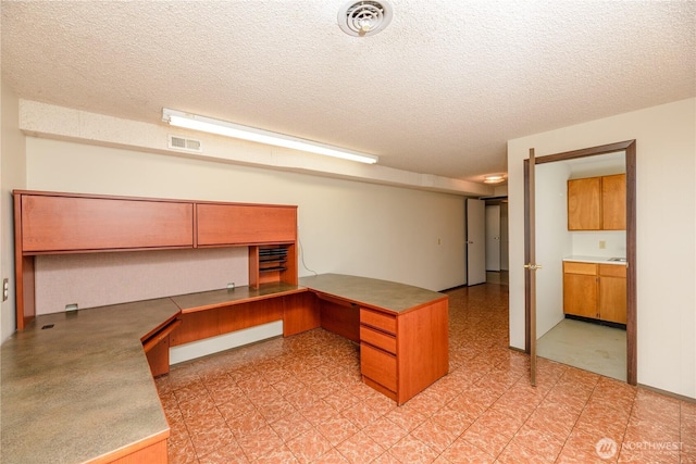 3579 NW Dodson Rd, Ephrata, WA 98823 - unfurnished office with a textured ceiling