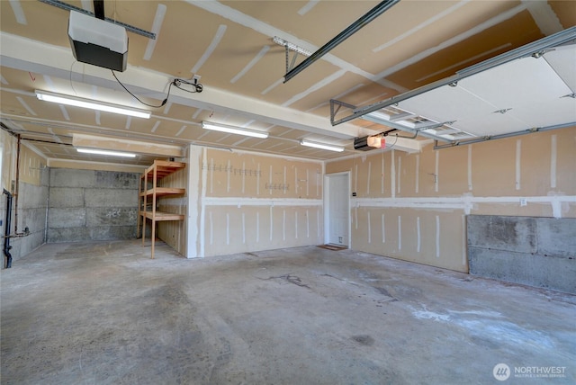 18423 Hawksview Dr, Arlington, WA 98223 - garage with a garage door opener