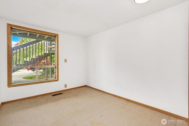 8840 NE 24th St, Clyde Hill, WA 98004 - carpeted empty room with baseboards