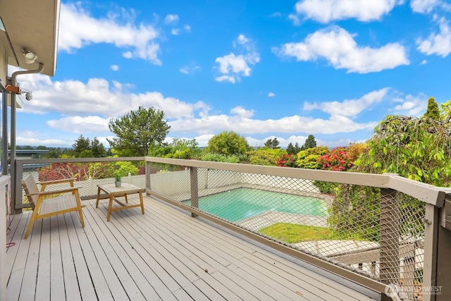 8840 NE 24th St, Clyde Hill, WA 98004 - view of deck