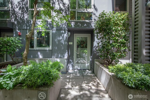 530 Broadway E Unit 124, Seattle, WA 98102 - view of doorway to property