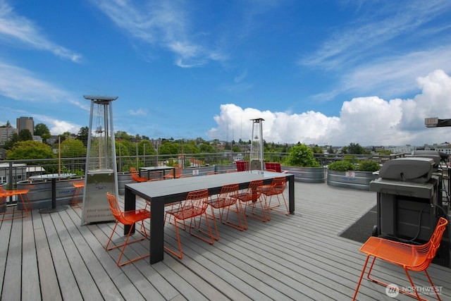 530 Broadway E Unit 124, Seattle, WA 98102 - view of wooden terrace