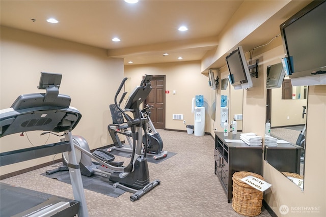 322 W Woodin Ave Unit 711, Chelan, WA 98816 - workout room featuring recessed lighting, carpet flooring, and baseboards