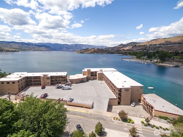 322 W Woodin Ave Unit 711, Chelan, WA 98816 - drone / aerial view of a water and mountain view