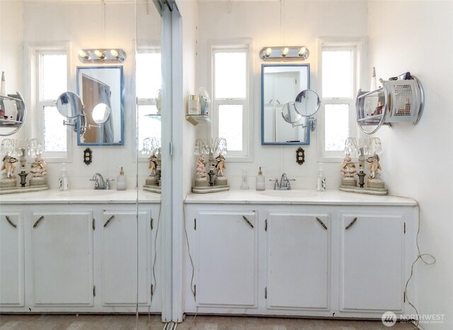 2101 S 324th St Unit 136, Federal Way, WA 98003 - full bathroom featuring plenty of natural light and vanity