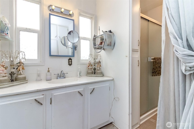 2101 S 324th St Unit 136, Federal Way, WA 98003 - bathroom with a stall shower and vanity