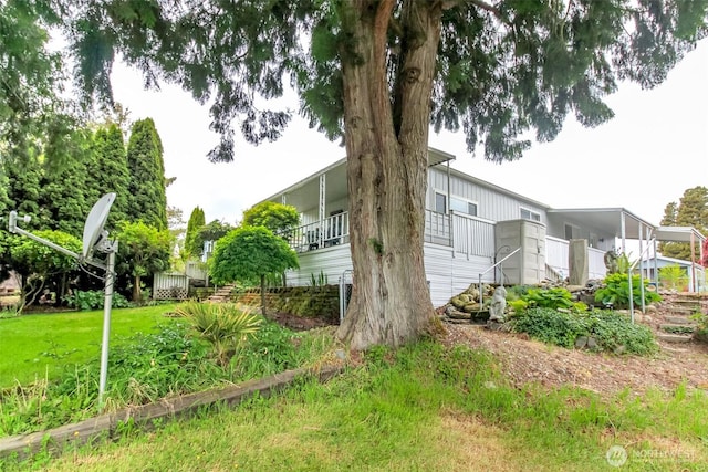 2101 S 324th St Unit 136, Federal Way, WA 98003 - view of side of property featuring stairway