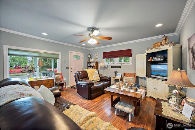 1027 S 60th St, Tacoma, WA 98408 - living room featuring a ceiling fan, plenty of natural light, wood finished floors, recessed lighting, and crown molding