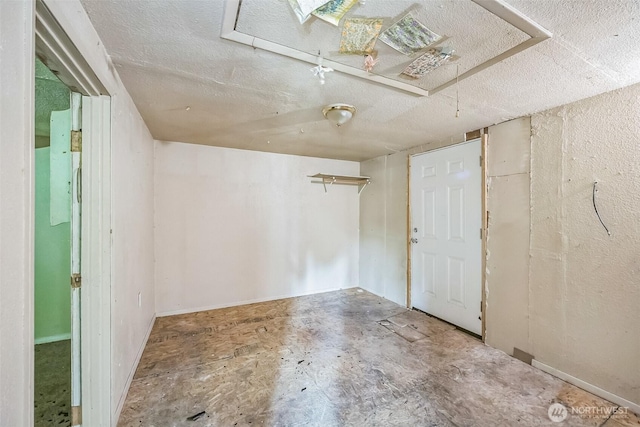 3122 Oas Dr W, University Place, WA 98466 - garage featuring baseboards