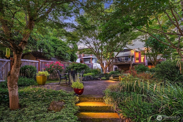 3227 37th Ave S, Seattle, WA 98144 - view of yard with a patio