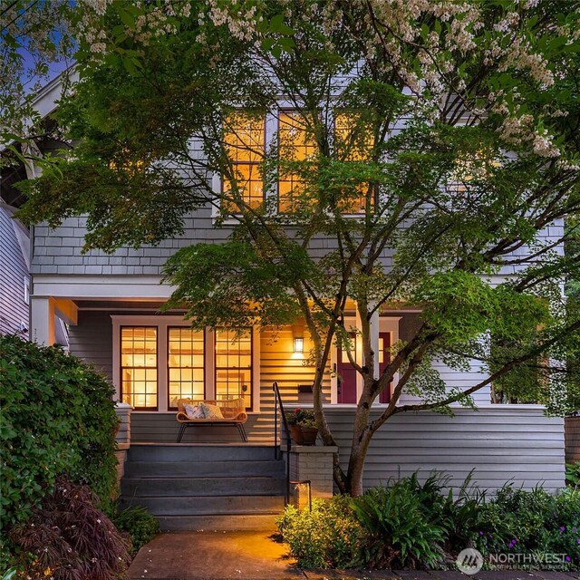 3227 37th Ave S, Seattle, WA 98144 - view of front of house featuring covered porch