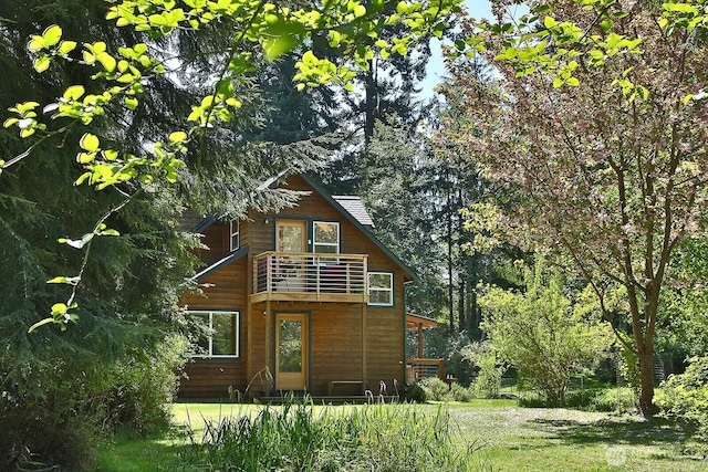 3425 Passage Way, Langley, WA 98260 - back of property featuring a balcony
