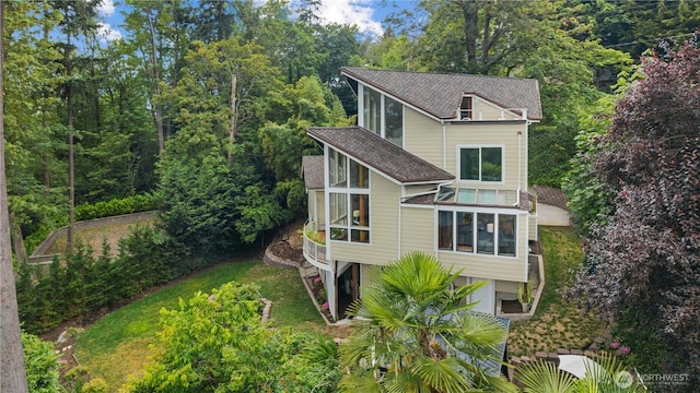 8526 E Mercer Way, Mercer Island, WA 98040 - rear view of property with roof with shingles