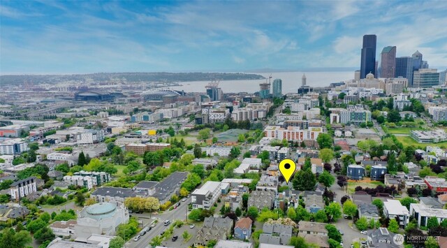 118 16th Ave, Seattle, WA 98122 - view of urban area with a large body of water