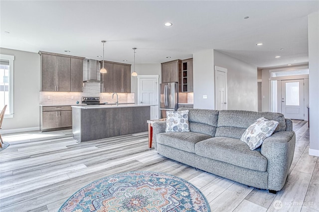 985 Spring Mountain Dr, Wenatchee, WA 98801 - living area with recessed lighting and light wood-type flooring