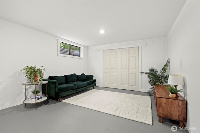 270 Puget Loop, Port Ludlow, WA 98365 - living area with concrete floors