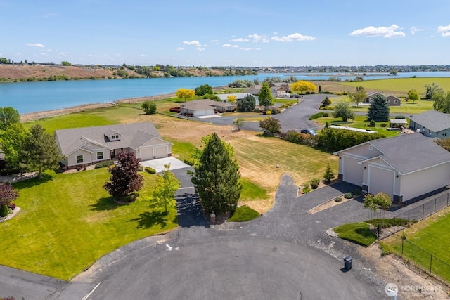 8306ROAD 3.2 NE, Moses Lake, WA 98837 - aerial view of property and surrounding area with a nearby body of water