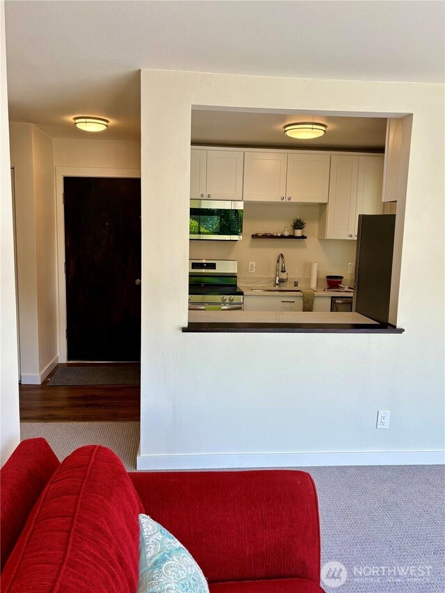 2550 Thorndyke Ave W Unit 205, Seattle, WA 98199 - photo 6