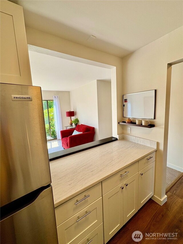 2550 Thorndyke Ave W Unit 205, Seattle, WA 98199 - photo 11