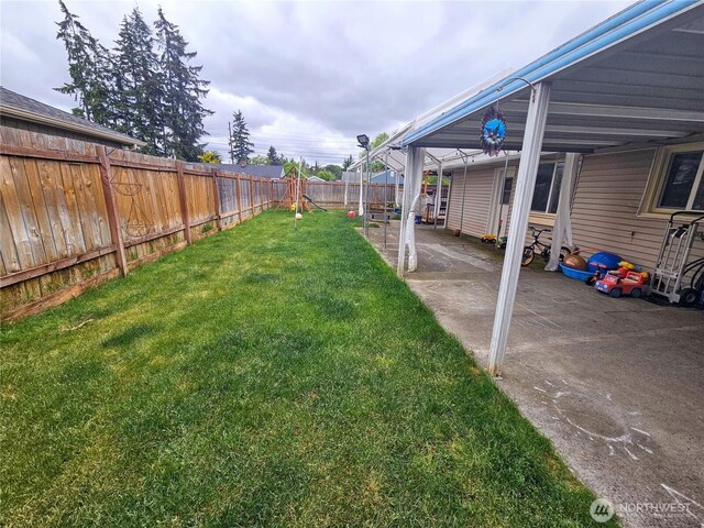 10915 Davisson Rd SW, Lakewood, WA 98499 - view of yard with a patio area