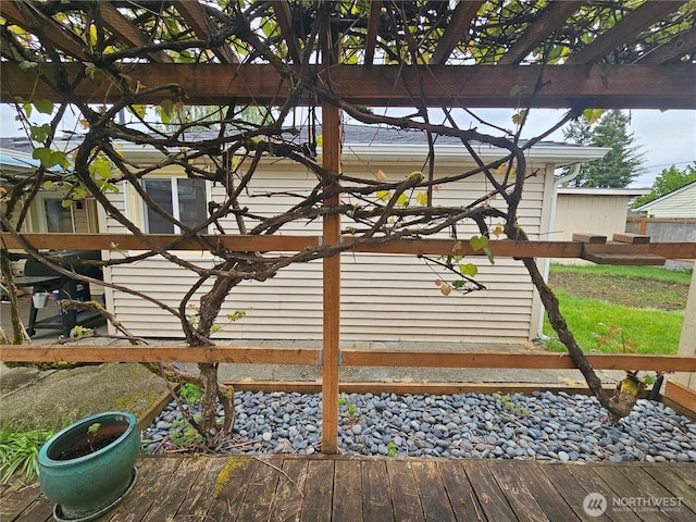 10915 Davisson Rd SW, Lakewood, WA 98499 - wooden deck featuring a pergola