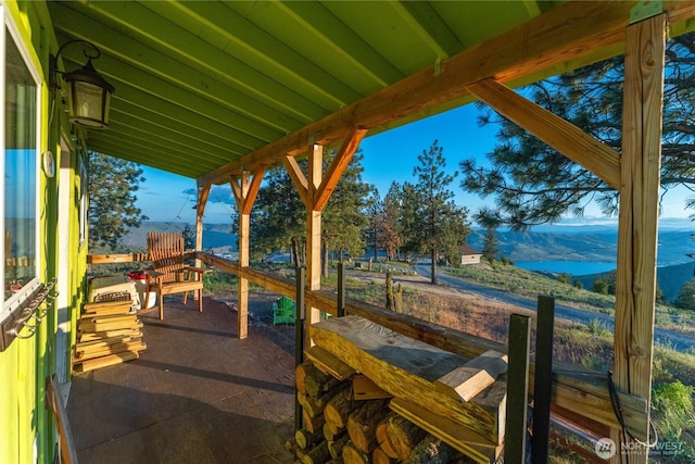 1831 Cottontail Ln, Chelan, WA 98816 - view of patio