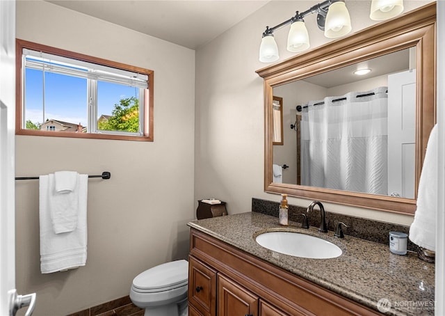 2336 Grand Ave, East Wenatchee, WA 98802 - bathroom featuring vanity, toilet, and a shower with shower curtain