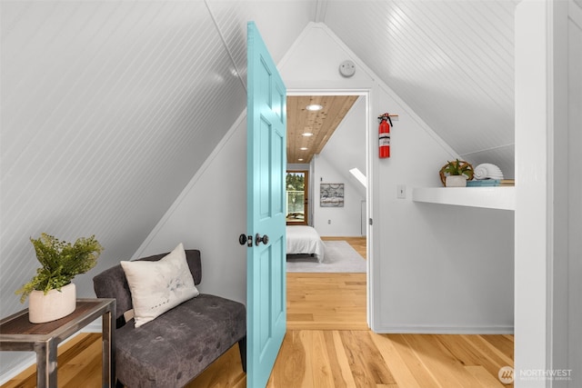 1900 N Westlake Ave N Unit 01Do7, Seattle, WA 98109 - living area featuring wood finished floors and vaulted ceiling