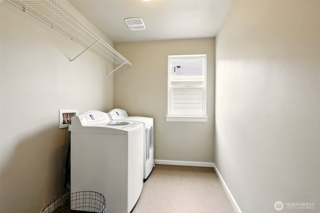 2514 164th St E, Tacoma, WA 98445 - laundry room featuring independent washer and dryer, light carpet, and baseboards