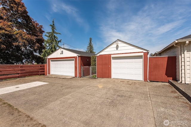 detached garage with fence
