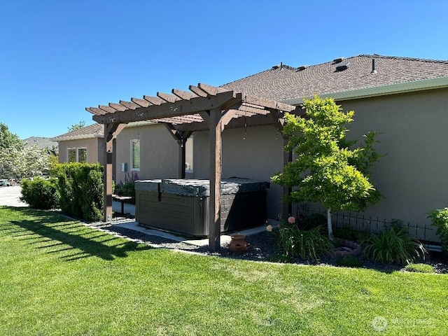 2702 N Levi St, Kennewick, WA 99338 - view of green lawn featuring a hot tub and a pergola
