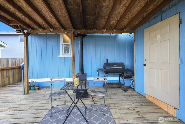 208 S Monroe St, Aberdeen, WA 98520 - wooden terrace featuring grilling area